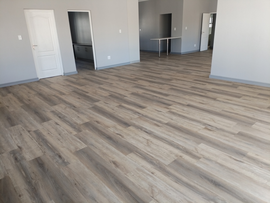 4 Bedroom Property for Sale in Tafelzicht Western Cape